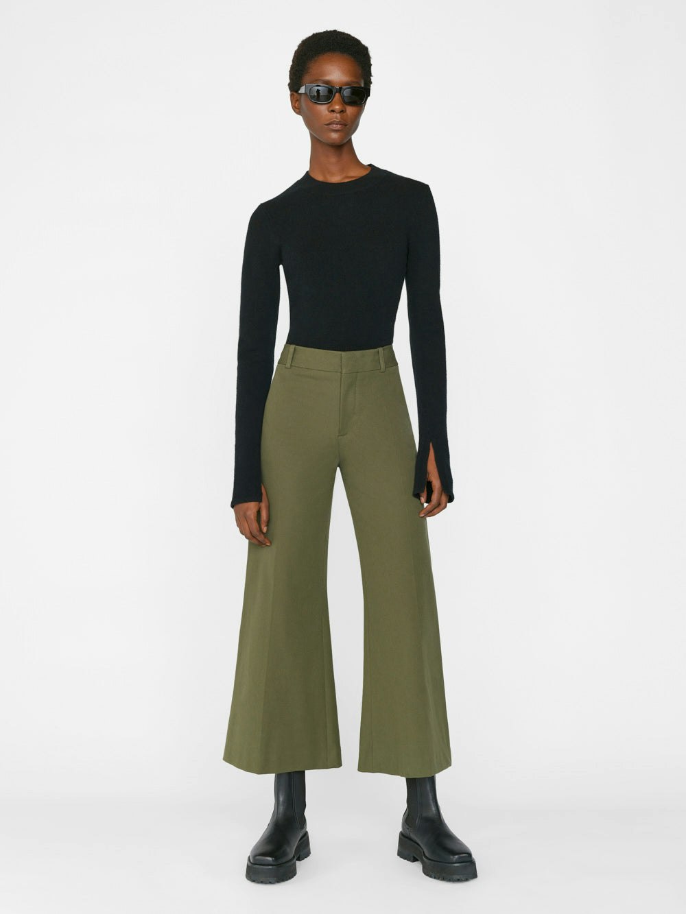 pants full body view alt:hover